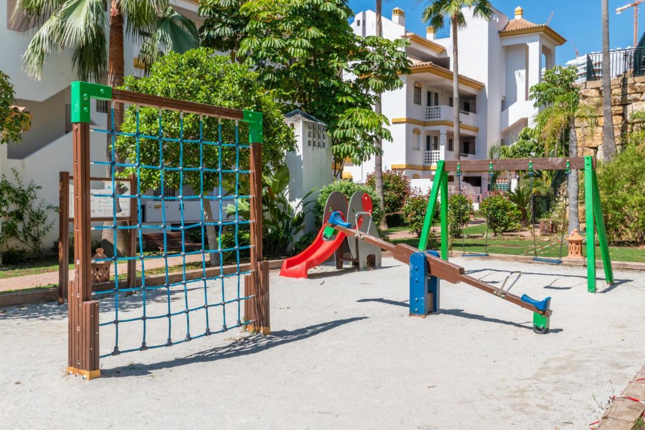 2Br Calanova Grand Golf - Wifi/Ac/Pool Leilighet Málaga Eksteriør bilde