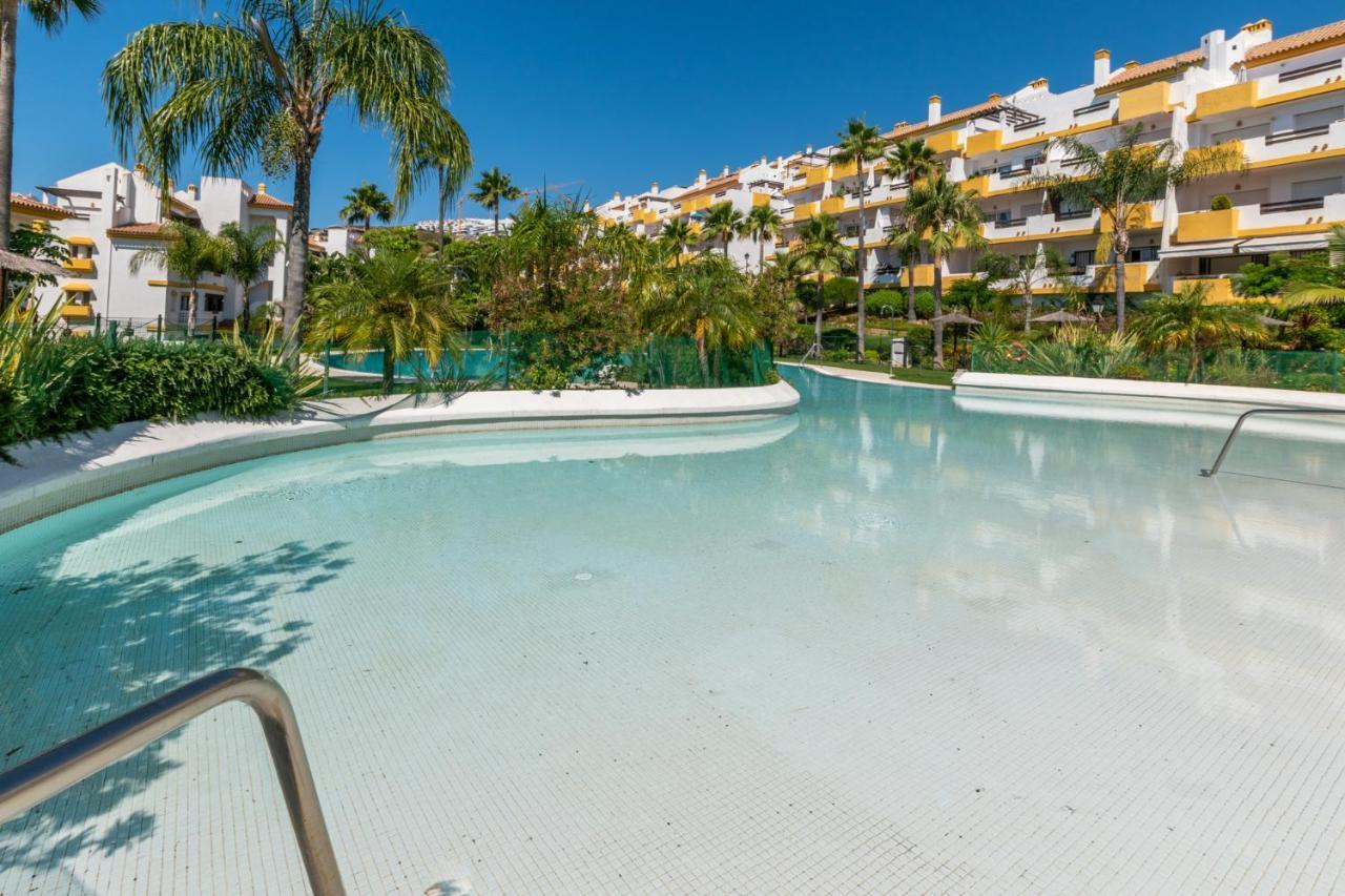 2Br Calanova Grand Golf - Wifi/Ac/Pool Leilighet Málaga Eksteriør bilde